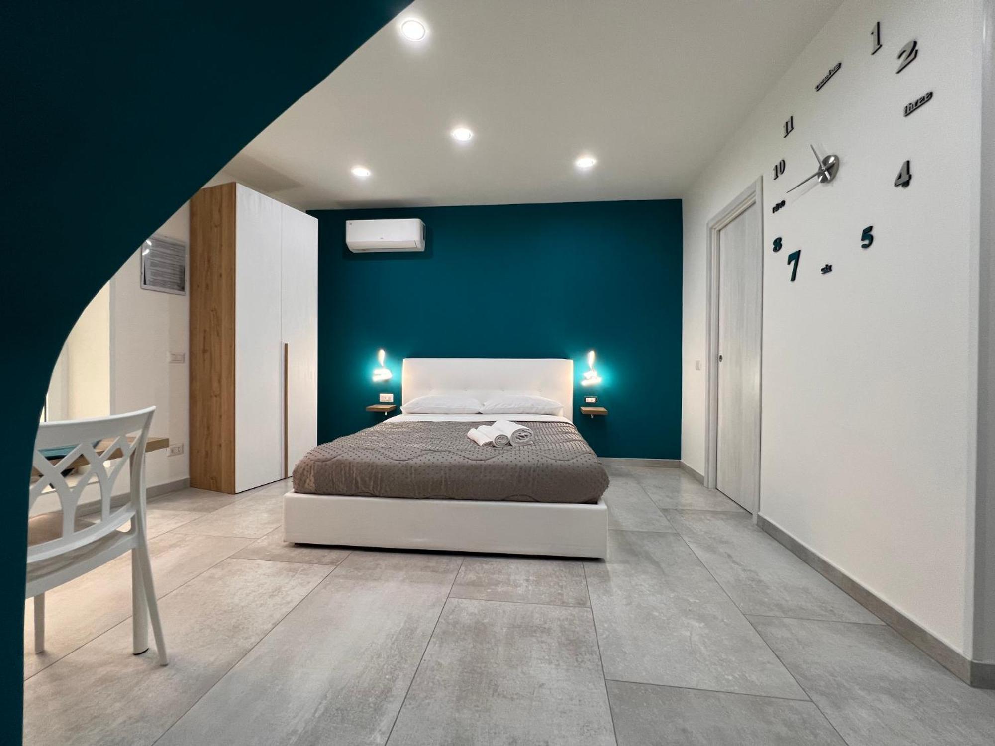 Appartement Number 8 *